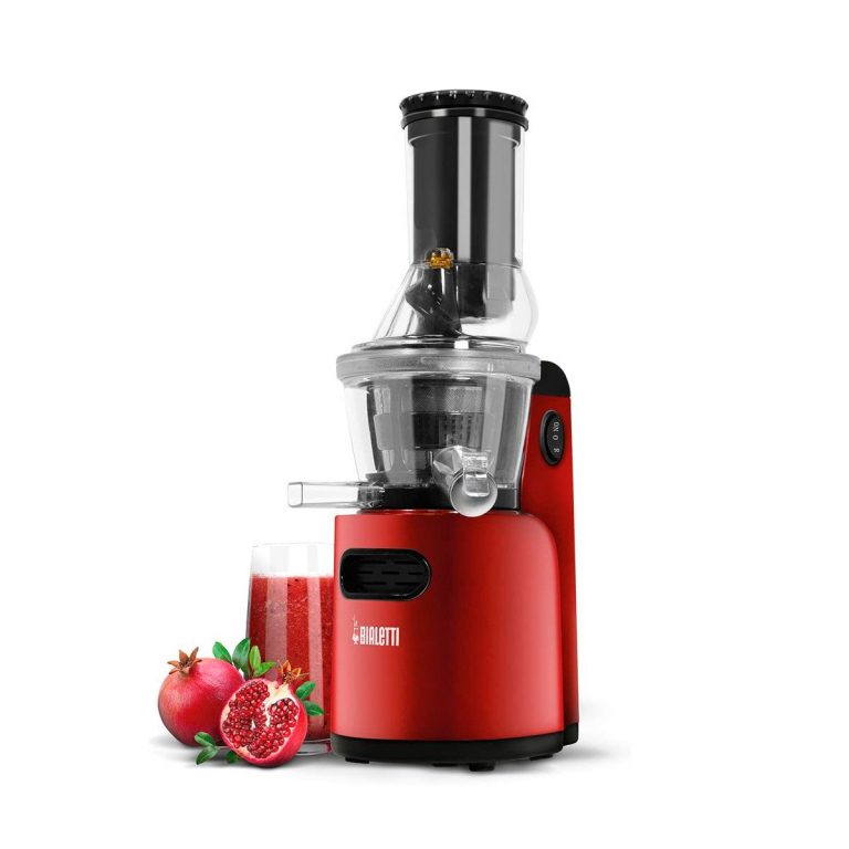 En la Línea Bialetti «Electrodomésticos» , encontramos el Extractor de jugo Bialetti , que destaca por su cuerpo de acero inoxidable pintado en rojo intenso.